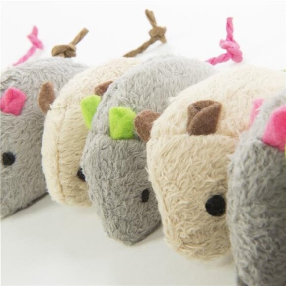 Skitter Critters Value Pack, Soft Plush Catnip Filled Mice Cat Toys, - Picture 4 of 4